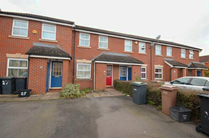 2 Bedroom Terraced House To Rent In Villiers Close, Leagrave, Luton, LU4