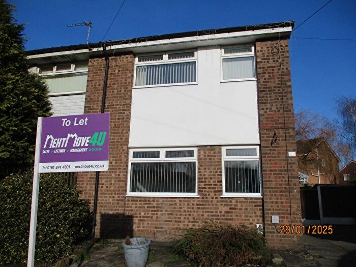 3 Bedroom Semi-Detached House To Rent In Mortlake Close, Walkden, Manchester, M28