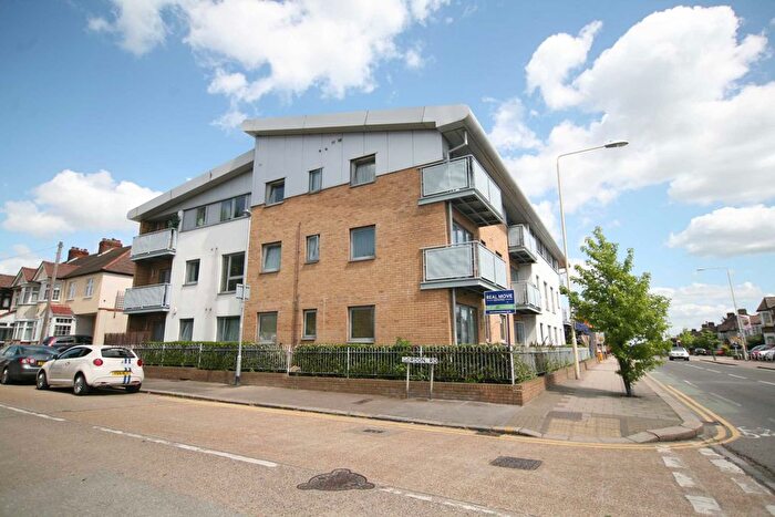 2 Bedroom Flat To Rent In Fetherstone Court, High Road, Romford, RM6