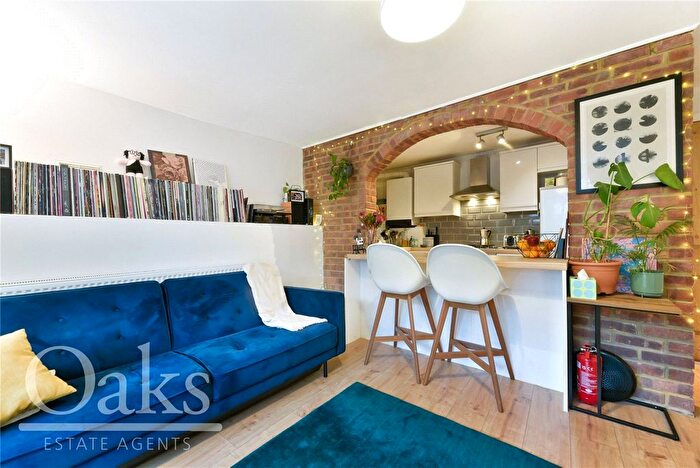 1 Bedroom Flat For Sale In Gleneagle Road, London, SW16