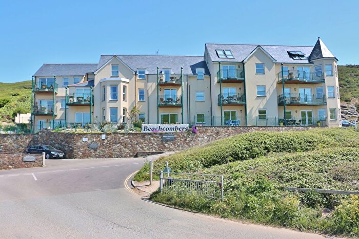 1 Bedroom Flat For Sale In Beachcombers Apartments, Watergate Bay, TR8