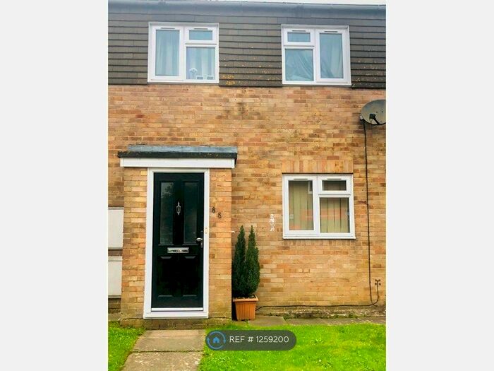 5 Bedroom Semi-Detached House To Rent In Bradshaw Road, Chichester PO19