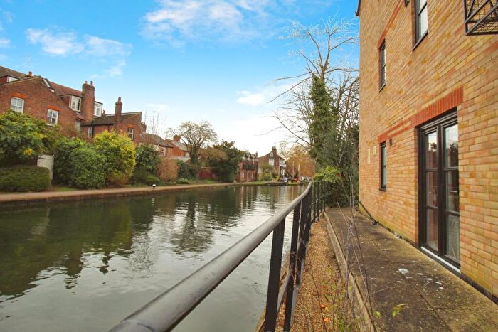 2 Bedroom Apartment To Rent In Ravens Wharf, Berkhamsted., HP4