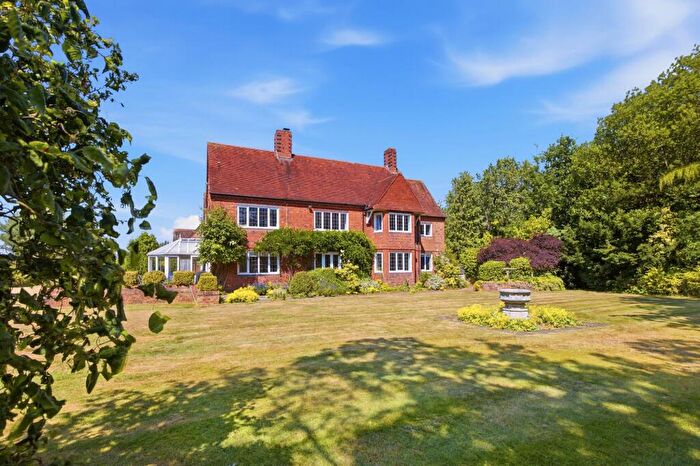5 Bedroom Detached House For Sale In Church Road, Honiley, CV8