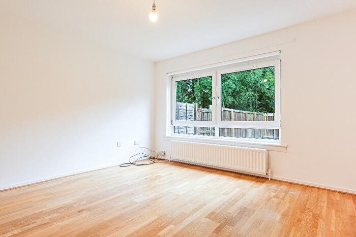 2 Bedroom End Of Terrace House To Rent In Forteith Avenue, East Kilbride, South Lanarkshire, G75