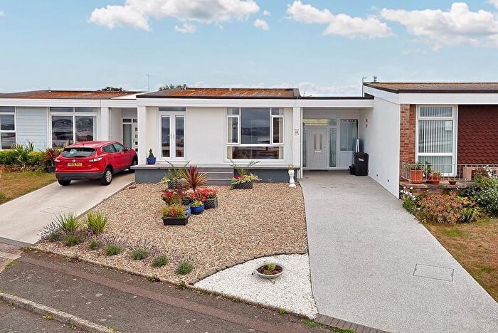 2 Bedroom Bungalow For Sale In Marina Drive, Brixham, TQ5
