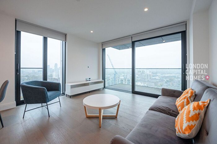 2 Bedroom Flat To Rent In The Dumont, Albert Embankment, London, SE1