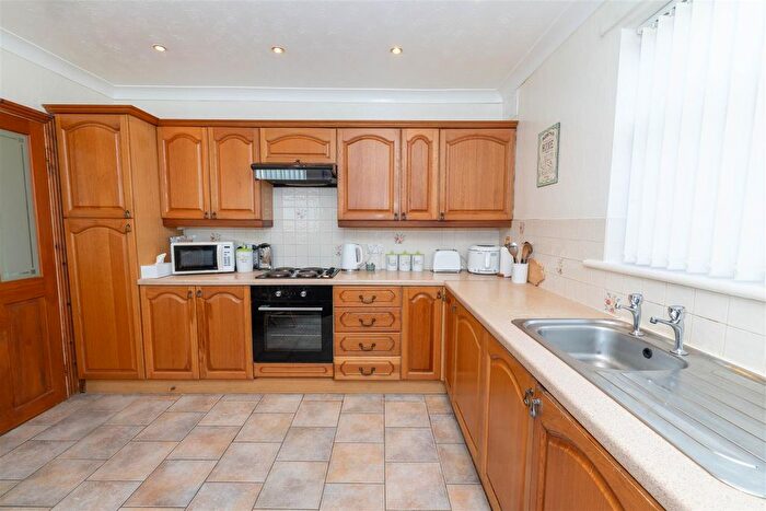 2 Bedroom Semi-Detached Bungalow For Sale In Grenville Drive, Gosforth, Newcastle Upon Tyne, NE3