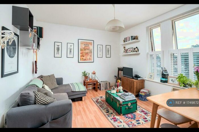 1 Bedroom Flat To Rent In Cedar Road, London, N17