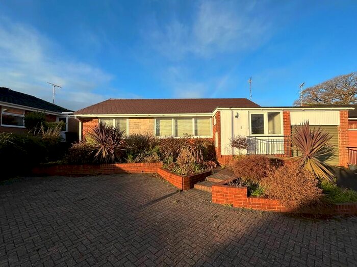 3 Bedroom Bungalow To Rent In Westcott Road, Tiverton, EX16