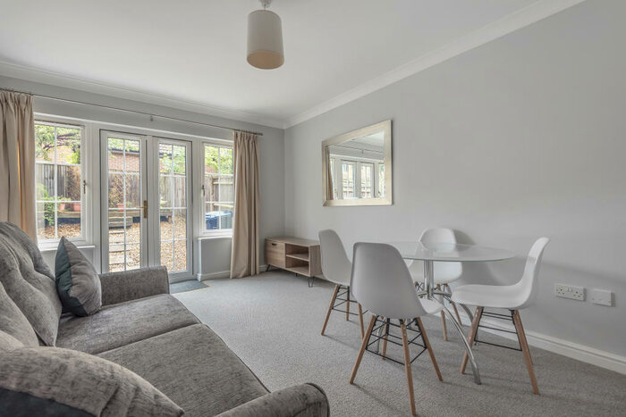 2 Bedroom Terraced House To Rent In Lynn Close, Marston, OX3