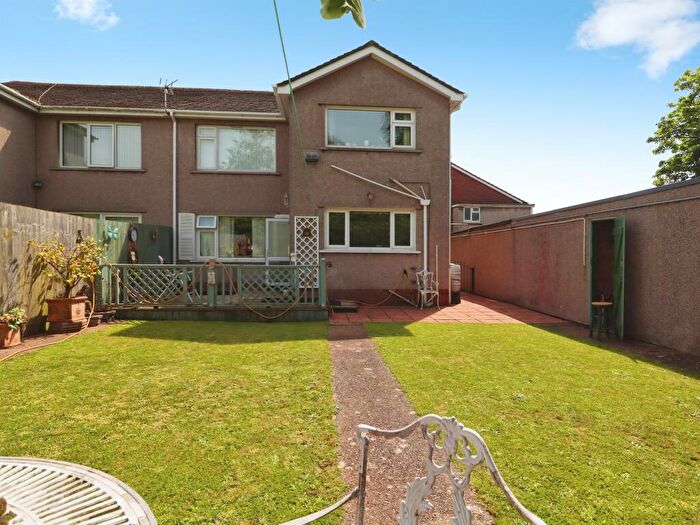 2 Bedroom Flat For Sale In Minehead Avenue, Sully, Penarth, CF64