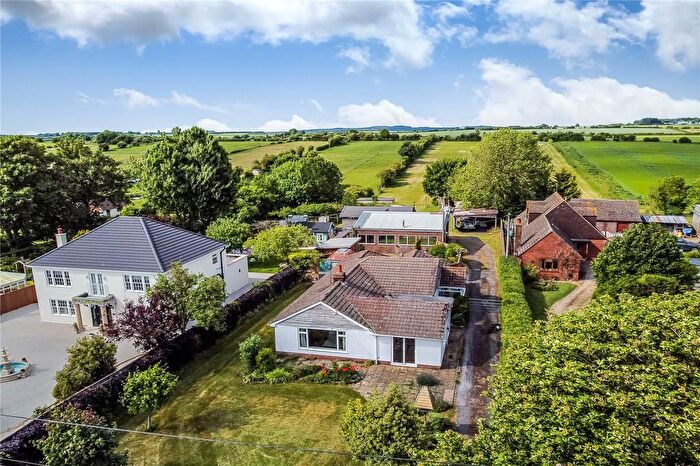 4 Bedroom Country House For Sale In East Gomeldon Road, East Gomeldon, Salisbury, Wiltshire, SP4