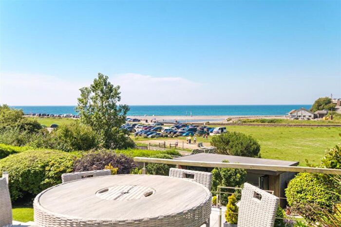 5 Bedroom Detached House For Sale In Seaton Beach, Cornwall, PL11