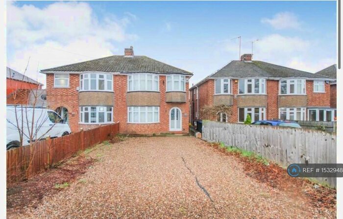 3 Bedroom Semi-Detached House To Rent In Bants Lane, Northampton, NN5