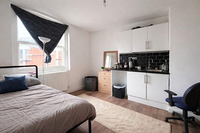 Studio To Rent In Mare Street, Hackney, E8