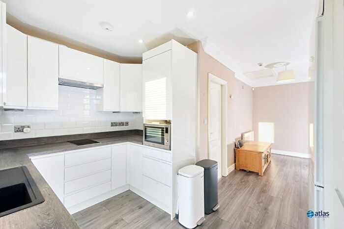 1 Bedroom Flat For Sale In Minehead Road, Aigburth, L17
