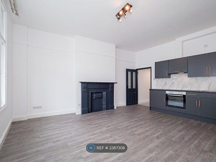1 Bedroom Flat To Rent In North Street, Rugby, CV21