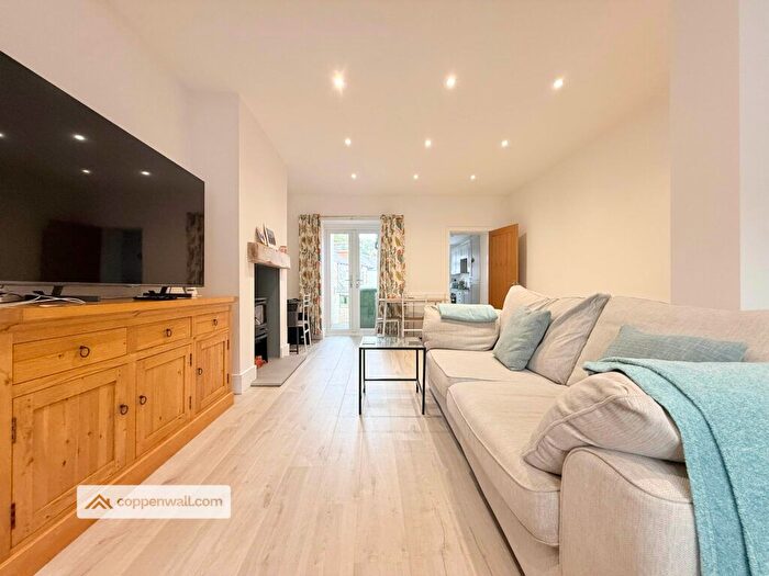 2 Bedroom Terraced House For Sale In Thorn Street, Rawtenstall, Rossendale, BB4