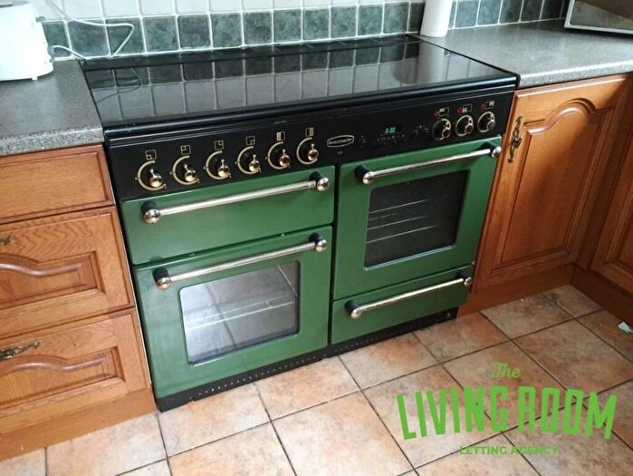 4 Bedroom House To Rent In Allensbank Road, Heath, Cardiff, CF14