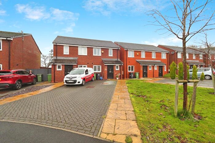 2 Bedroom Semi Detached House For Sale In Saxelby Close, Alfreton, DE55