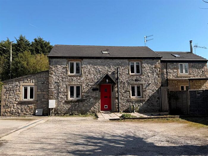 3 Bedroom Detached House For Sale In Smalldale Buxton, Derbyshire, SK17