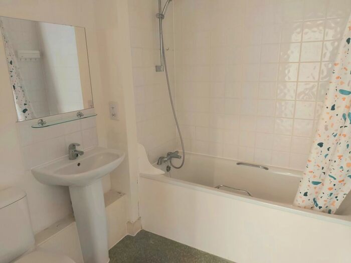 1 Bedroom Flat To Rent In Cotterells, Hemel Hempstead, HP1