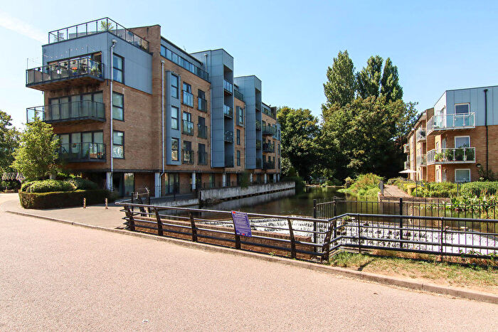 1 Bedroom Flat For Sale In The Embankment, Hemel Hempstead, HP3