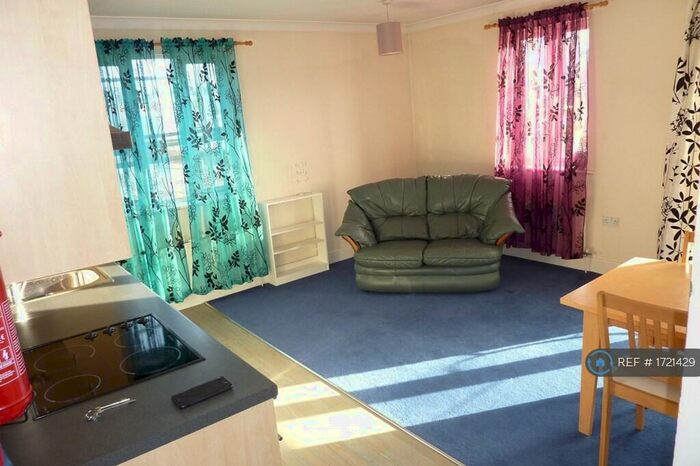 2 Bedroom Flat To Rent In Wherry Road, Norwich, NR1