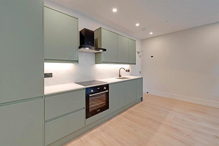 2 Bedroom Apartment To Rent In Adamson Road, Belsize Park, NW3