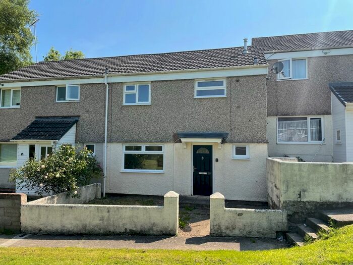 3 Bedroom Terraced House To Rent In Martin Road, Barnstaple, EX32