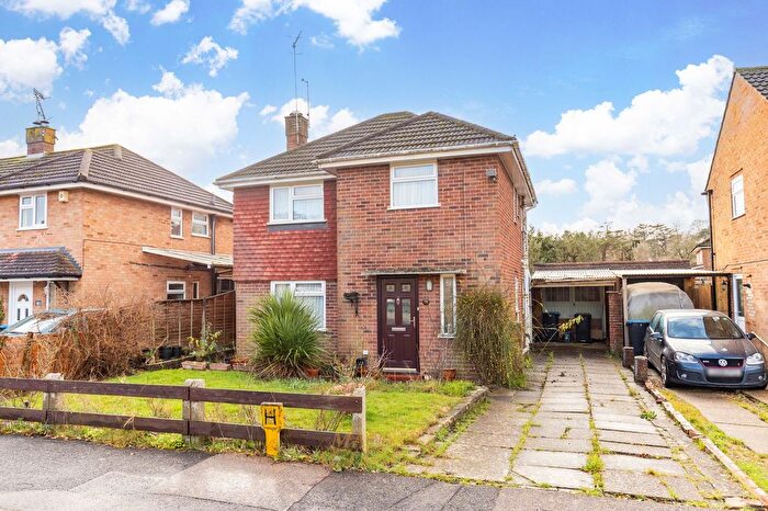 4 Bedroom Detached House For Sale In Woodside Crescent, Smallfield, RH6