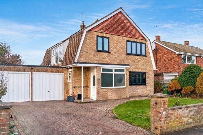 3 Bedroom Detached House For Sale In Bately Avenue, Gorleston, NR31