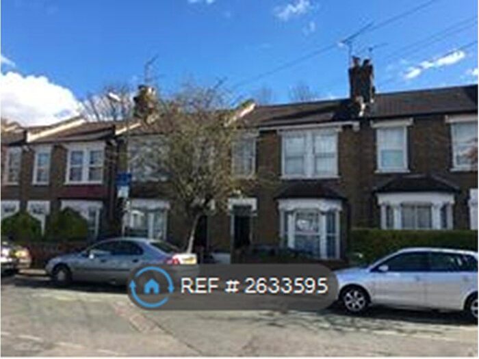 2 Bedroom Flat To Rent In Aldeburgh Street, London, SE10