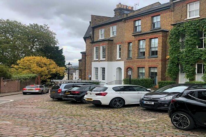 1 Bedroom Flat To Rent In New End Square, Hampstead, NW3