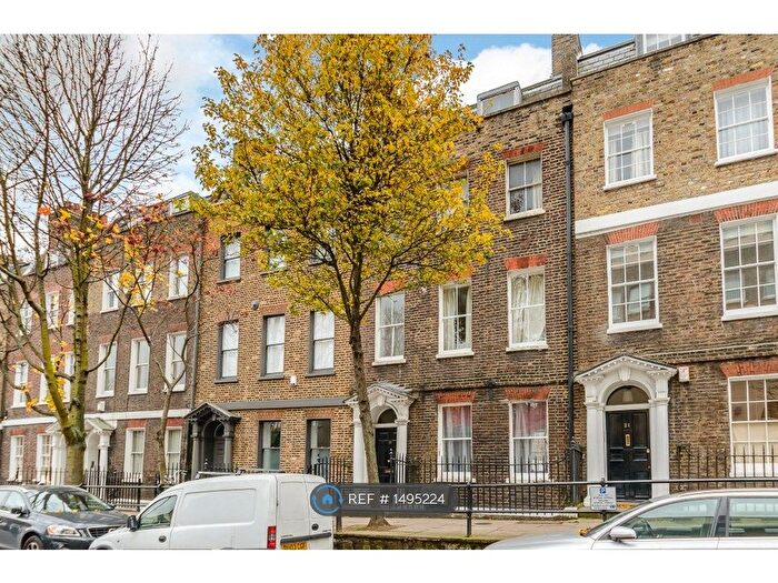2 Bedroom Flat To Rent In Cross Street, London, N1