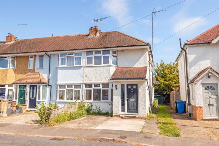 3 Bedroom House For Sale In Forest Road, Windsor, SL4
