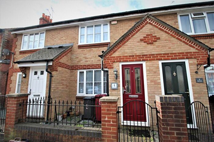 2 Bedroom Terraced House To Rent In Villa Mews, De Beauvoir Road, Reading, Berkshire, RG1