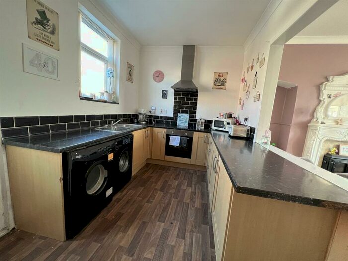 2 Bedroom Terraced House For Sale In William Street, Ferryhill, DL17