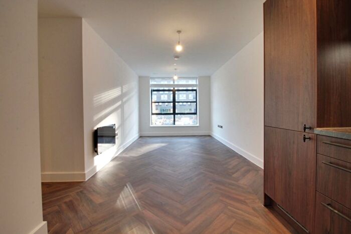 2 Bedroom Flat To Rent In Gunsmith House, Price Street, Birmingham City Centre, B4