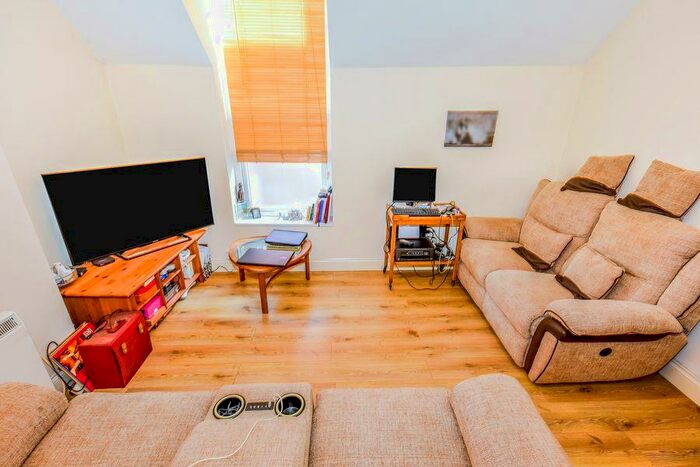 1 Bedroom Property To Rent In Lynchford Road, GU14