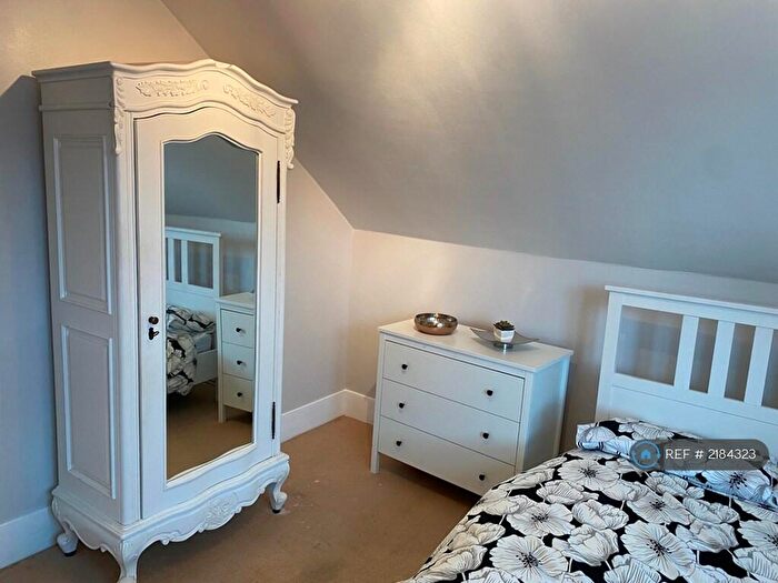 Studio To Rent In Howden Road, Crystal Palace, SE25