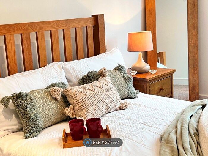 1 Bedroom Flat To Rent In The Levels, Cambridge, CB2