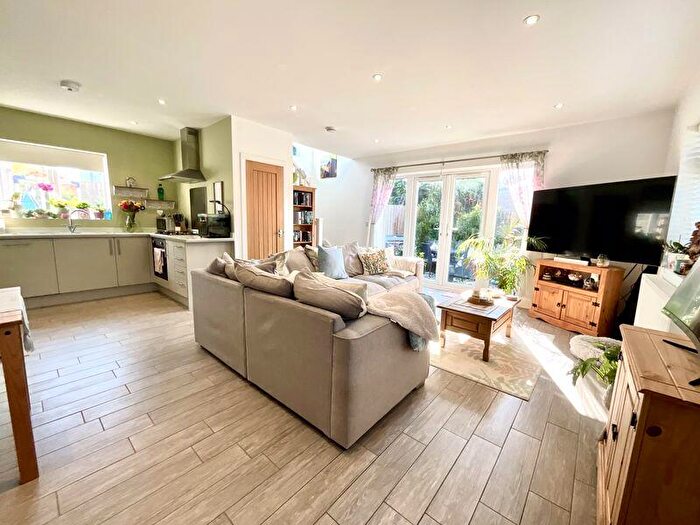 2 Bedroom Semi-Detached House For Sale In Padfield Close, Southbourne, Bournemouth, BH6