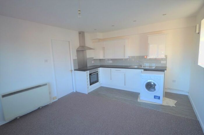 1 Bedroom Flat To Rent In Kingfisher Close, Madeley, Crewe CW3