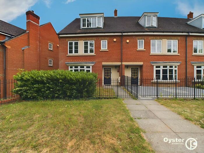 4 Bedroom Semi-Detached House To Rent In Chandos Court, Stanmore, HA7