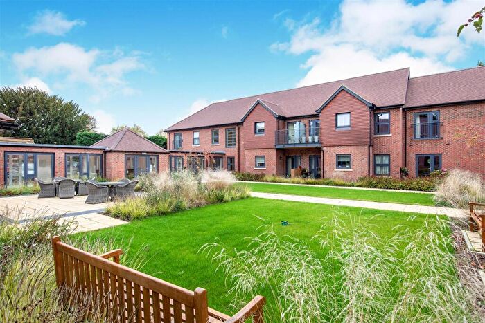 2 Bedroom Apartment For Sale In St. Giles Mews, Stony Stratford, Milton Keynes, MK11