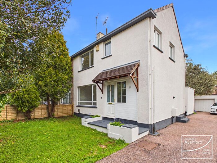 4 Bedroom Semi-Detached House For Sale In Foxhole Road, Paignton, TQ3