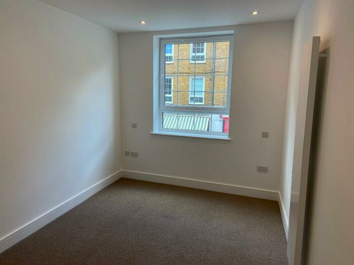 1 Bedroom Flat To Rent In Wapping Lane, London, E1W
