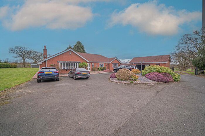5 Bedroom Detached House For Sale In Alcester Road, Wythall, B47